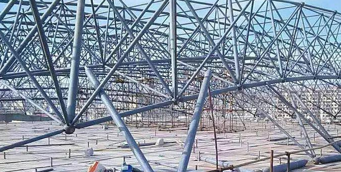 临江盘点螺栓球网架对于选材方面的4个基本恳求
